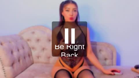 Victoria Laurent online show from 3, 1, 2025