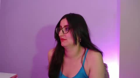 Snapshot of victoria_riider chatting on 30, 1, 2025 Victoria online show from 30, 1, 2025