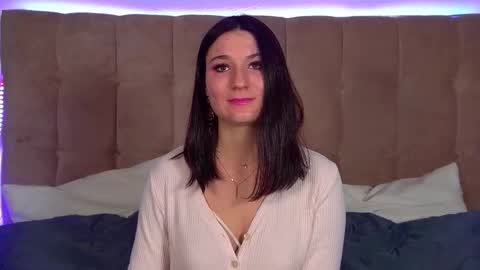 Snapshot of victoriaardern chatting on 25, 11, 2025 Victoria online show from 25, 11, 2025