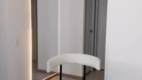 Vcitoria online show from 3, 10, 2025