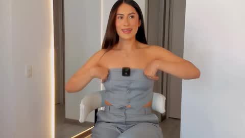 Vcitoria online show from 5, 10, 2025