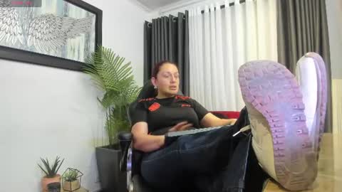 victoriapaker online show from 3, 7, 2026
