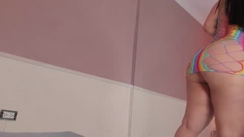 Snapshot of victoriapowell chatting on 10, 9, 2025 Victoria online show from 10, 9, 2025