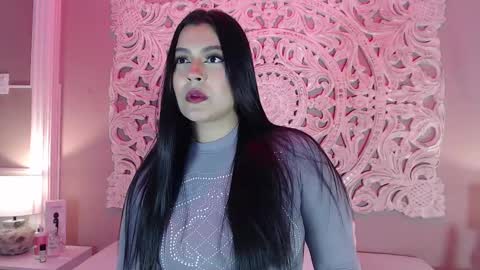 Snapshot of victoriapowell chatting on 16, 9, 2025 Victoria online show from 16, 9, 2025