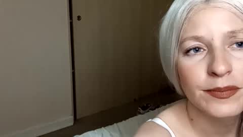 Snapshot of victoriaqueenvip1990 chatting on 11, 12, 2024 victoriaqueen1990 online show from 11, 12, 2024
