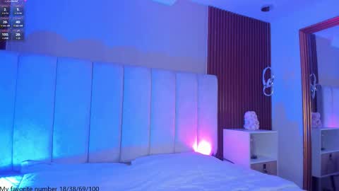 Snapshot of victoriaregia1 chatting on 25, 11, 2025 Maria Victoria online show from 25, 11, 2025