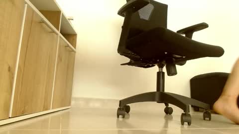 Victoria online show from 23, 2, 2026