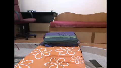 Watchers Wife online show from 3, 12, 2025