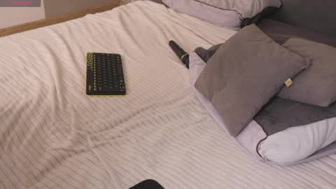 V I C T O R I A online show from 16, 4, 2026