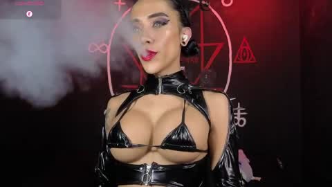 Victoria Vampire online show from 10, 5, 2026