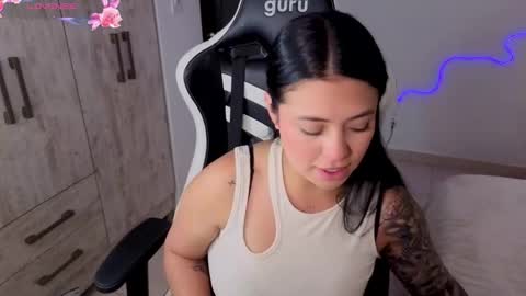 V  I C  T O R I A  online show from 11, 2, 2026