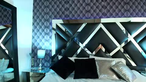 victtoria lee online show from 8, 2, 2025