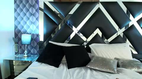 victtoria lee online show from 22, 2, 2025