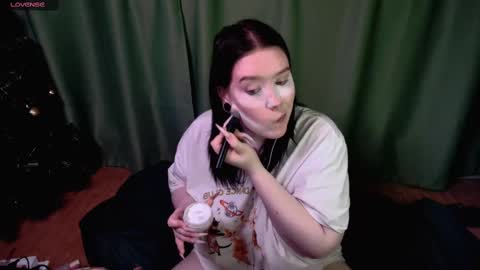 viesicaa online show from 9, 3, 2025