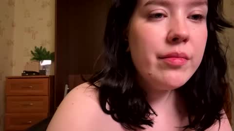 viesicaa online show from 2, 10, 2025
