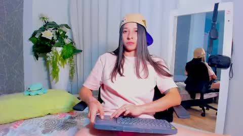 viictoriiasaenz online show from 24, 4, 2026