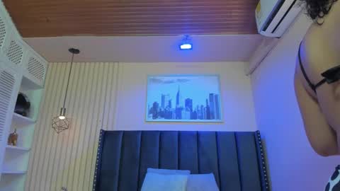 Viiolett online show from 7, 2, 2026