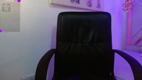 Snapshot of viiolleta chatting on 3, 6, 2026 viioleta online show from 3, 6, 2026