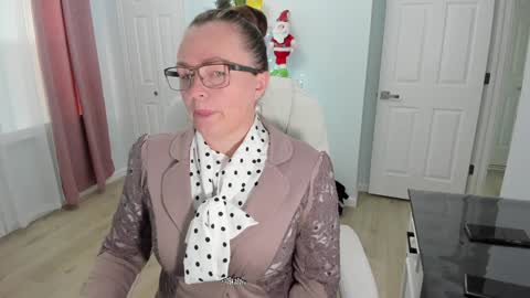 Ukrainian-woman online show from 18, 12, 2024
