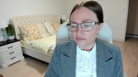 Ukrainian-woman online show from 24, 9, 2025