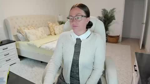Snapshot of vika7333 chatting on 17, 5, 2026 Ukrainian-woman online show from 17, 5, 2026