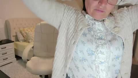 Snapshot of vika7333 chatting on 30, 5, 2026 Ukrainian-woman online show from 30, 5, 2026