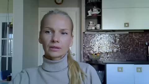Snapshot of viki_loun5 chatting on 30, 9, 2025 viki_loun5 online show from 30, 9, 2025