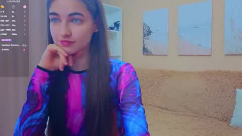 vikiberry online show from 7, 3, 2026