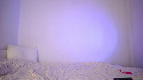 VIKKI online show from 8, 4, 2026