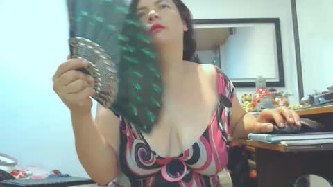 VIKKKTORIAAA online show from 17, 9, 2025