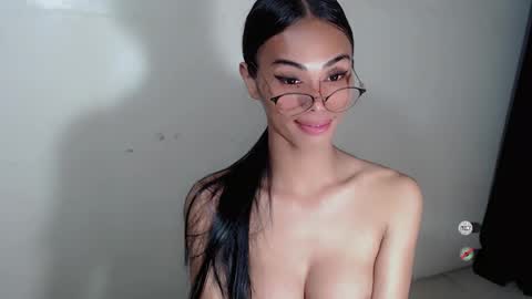 vikkylustfull online show from 24, 2, 2025