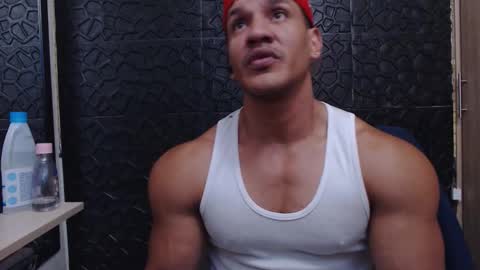 Snapshot of viktorherrera chatting on 13, 1, 2026 Viktor Herrera online show from 13, 1, 2026