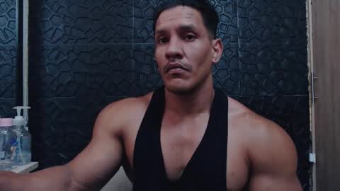 Snapshot of viktorherrera chatting on 13, 1, 2026 Viktor Herrera online show from 13, 1, 2026