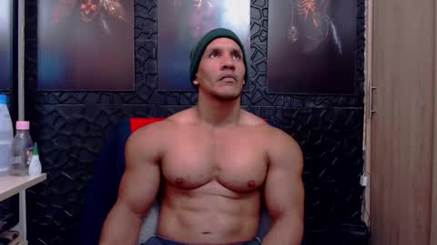 Snapshot of viktorherrera chatting on 19, 2, 2026 Viktor Herrera online show from 19, 2, 2026