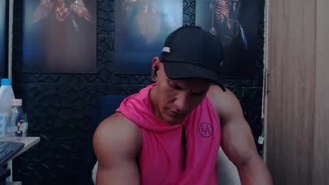 Snapshot of viktorherrera chatting on 28, 2, 2026 Viktor Herrera online show from 28, 2, 2026