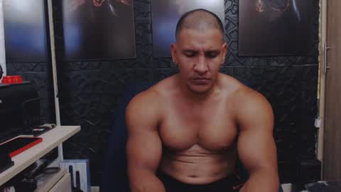 Viktor Herrera online show from 17, 7, 2026