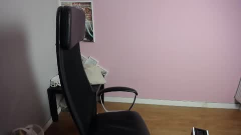 Snapshot of viktoria_lovely chatting on 30, 6, 2026 viktoria_lovely online show from 30, 6, 2026