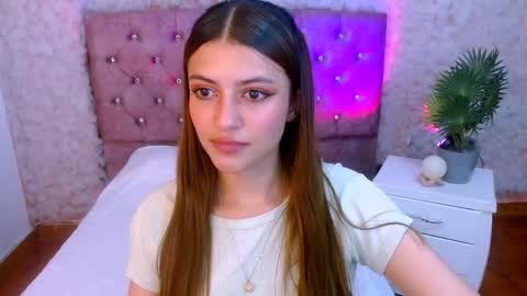 viky_evanss online show from 16, 12, 2025