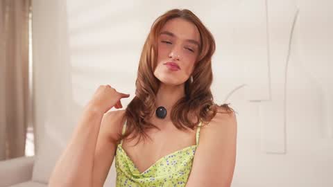 Snapshot of villanelle_l chatting on 5, 2, 2026 Lana online show from 5, 2, 2026