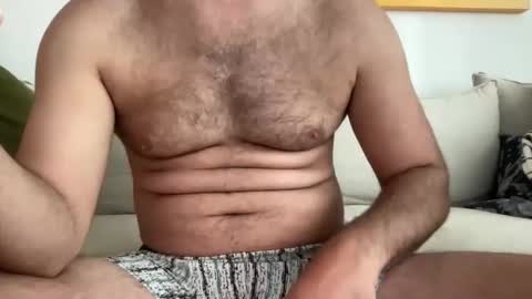 vincee2 online show from 11, 1, 2025