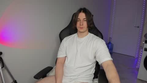 Vincent Strong online show from 20, 12, 2024