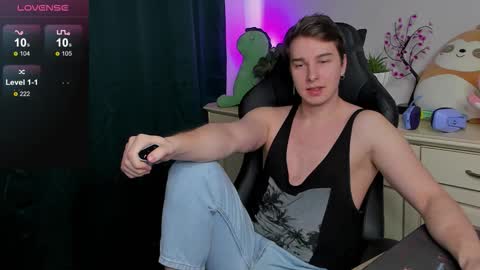 Vincent Strong online show from 12, 9, 2025