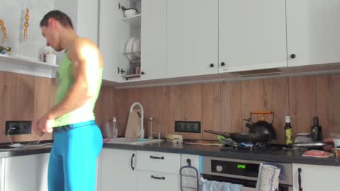 Snapshot of vincent_o chatting on 11, 1, 2025 Vincent. uncut 18cm online show from 11, 1, 2025