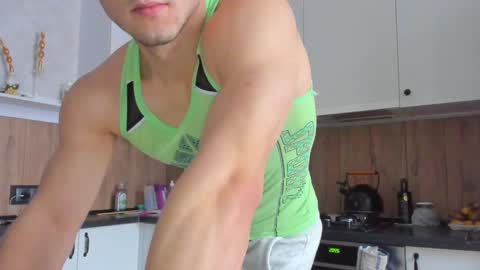 Snapshot of vincent_o chatting on 11, 2, 2025 Vincent. uncut 18cm online show from 11, 2, 2025