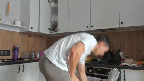 Snapshot of vincent_o chatting on 14, 2, 2025 Vincent. uncut 18cm online show from 14, 2, 2025