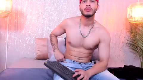 Snapshot of vincentblack_ chatting on 18, 9, 2025 Vincent online show from 18, 9, 2025