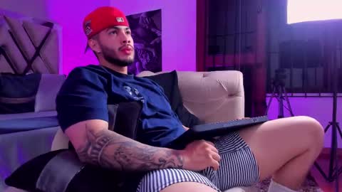 Snapshot of vincentblack_ chatting on 23, 11, 2025 Vincent online show from 23, 11, 2025