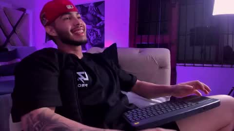 Snapshot of vincentblack_ chatting on 29, 11, 2025 Vincent online show from 29, 11, 2025