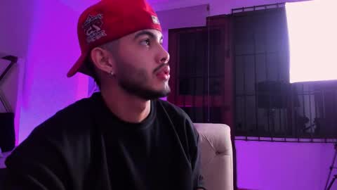 Snapshot of vincentblack_ chatting on 2, 12, 2025 Vincent online show from 2, 12, 2025