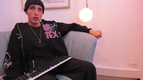 vinniematte online show from 8, 2, 2025